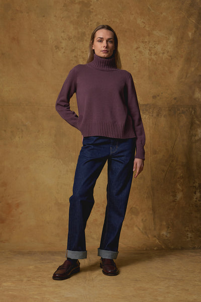 Standard Issue Cashmere Cropped Sweater in Orchid Purple
